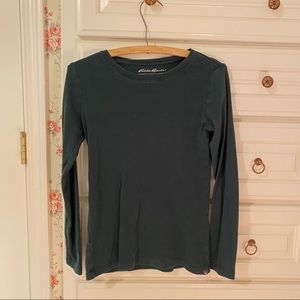 Green long sleeve shirt